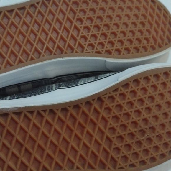 Vans  - Picture 4 of 4